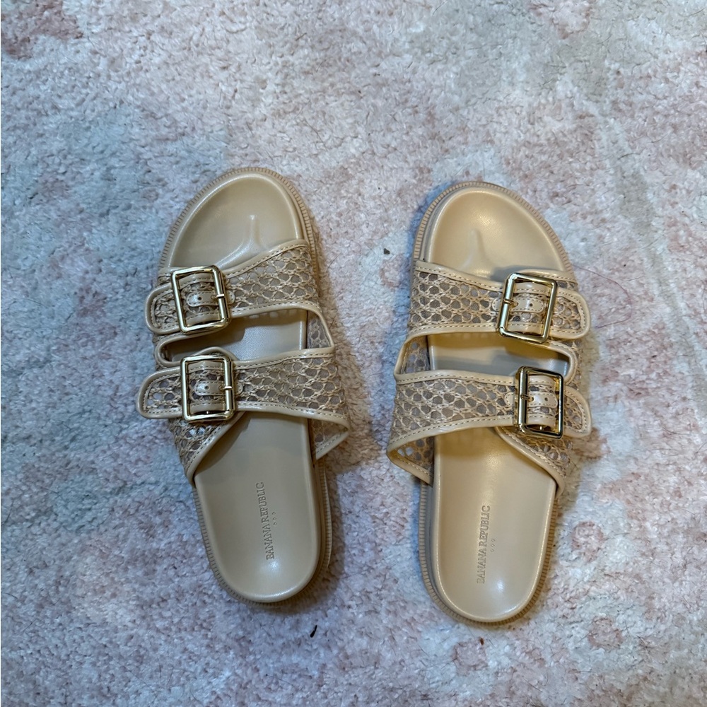 Banana Republic Tan Double Buckle Sandals